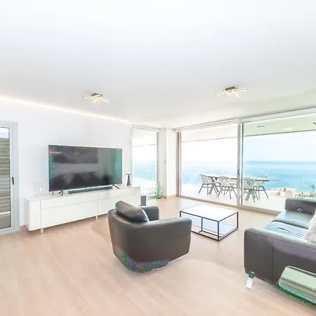 Apartment Med Story